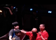 开云体育-紧张对决！两支球队展开激烈争夺