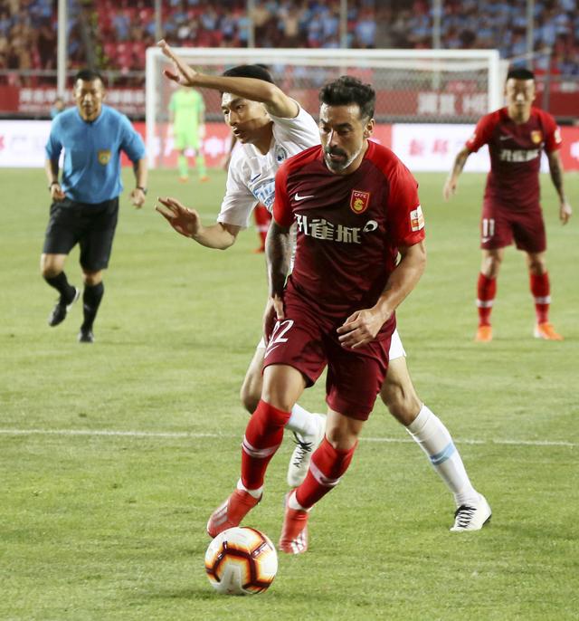 河北华夏幸福客场挑战大连一方，实力对比不容小觑的简单介绍