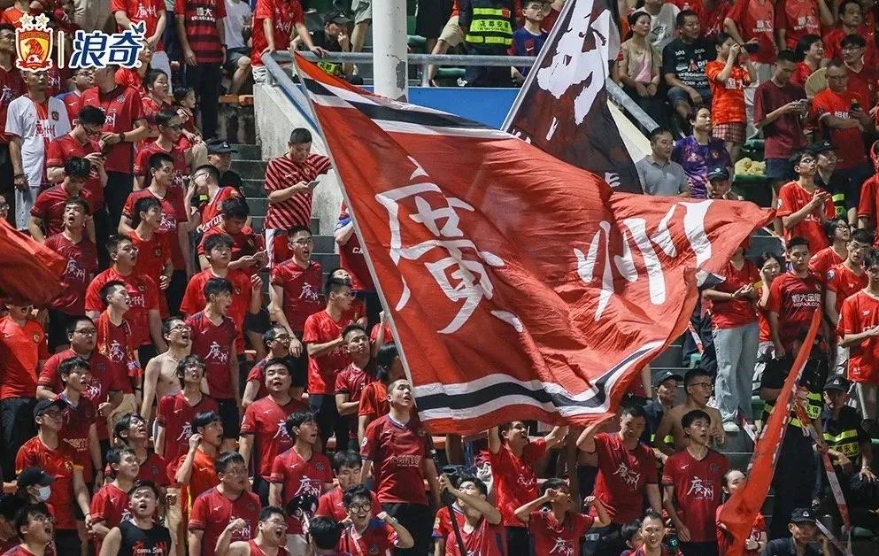关于广州球队告捷，重返联赛争冠行列的信息