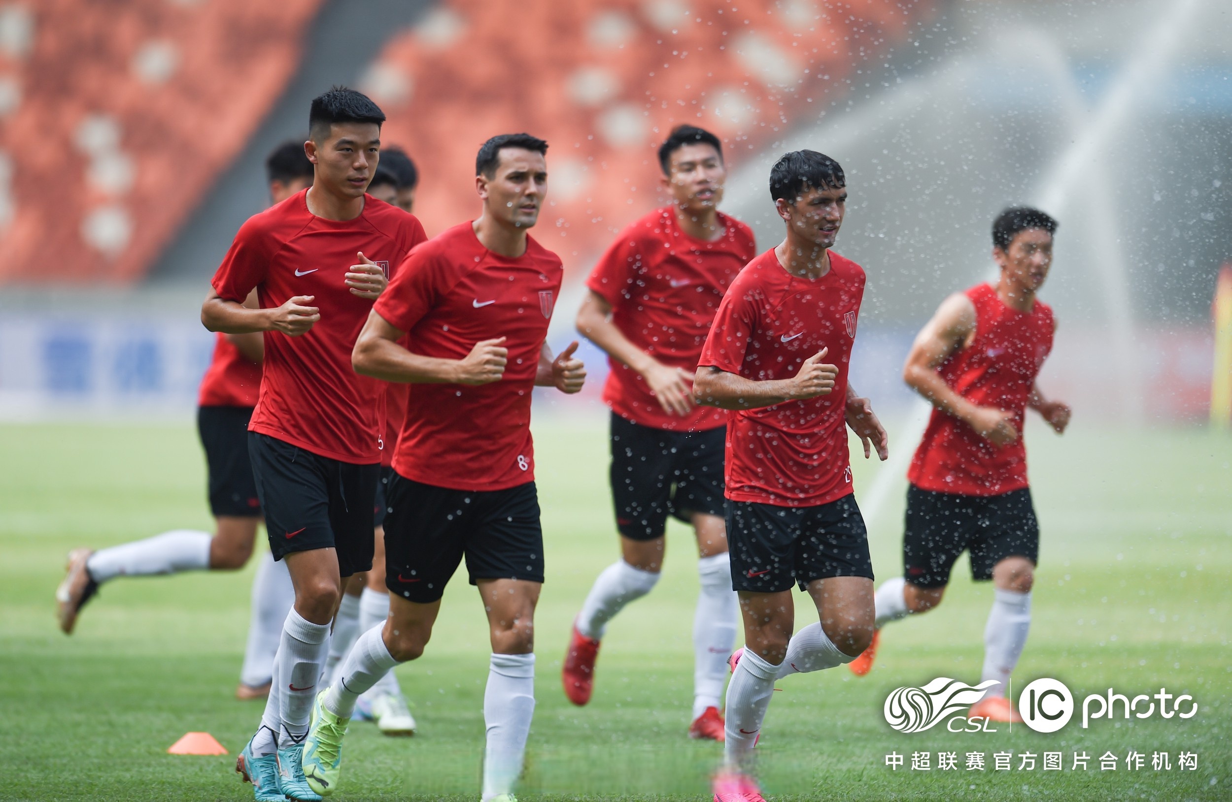 国际比赛日临近，各队备战全力以赴