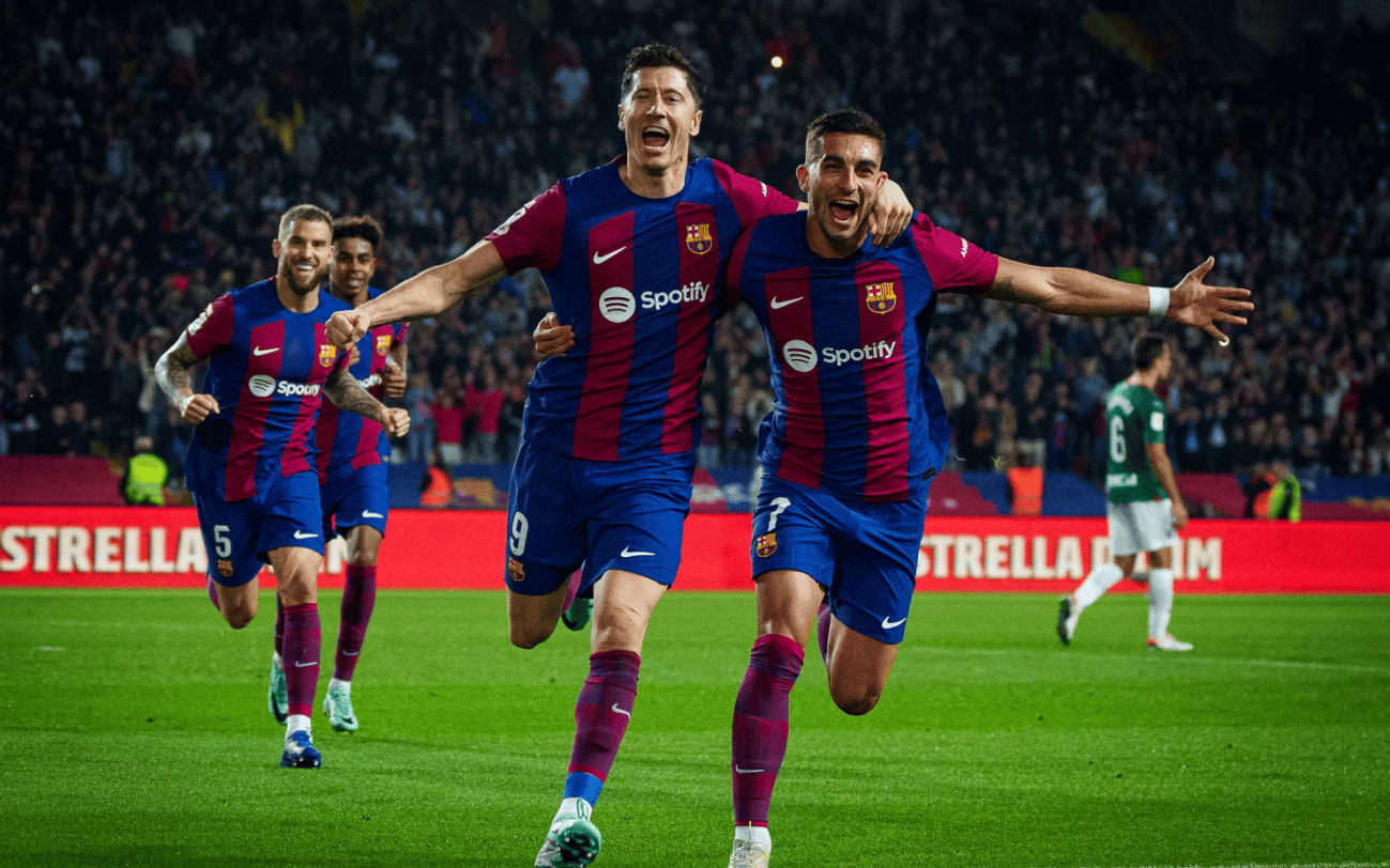 关于西甲巨头争夺冠军，巴塞罗那能否逆袭？的信息