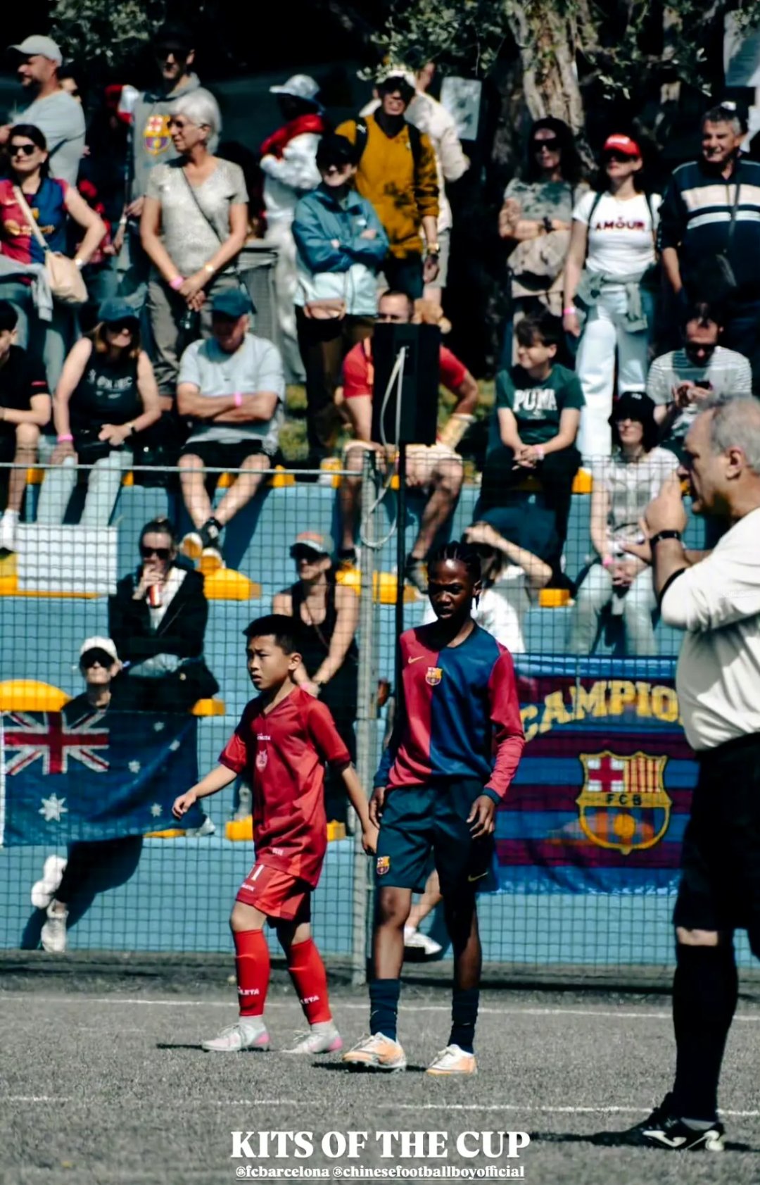 意大利联赛争夺焦点激烈，球迷疯狂加油