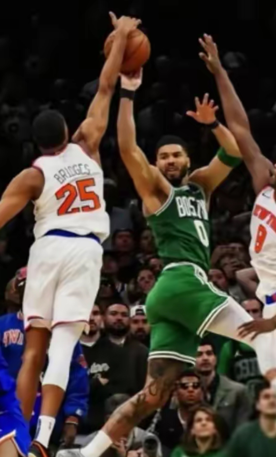 关于菲律宾男篮完胜公牛，塔图姆统治全场的信息