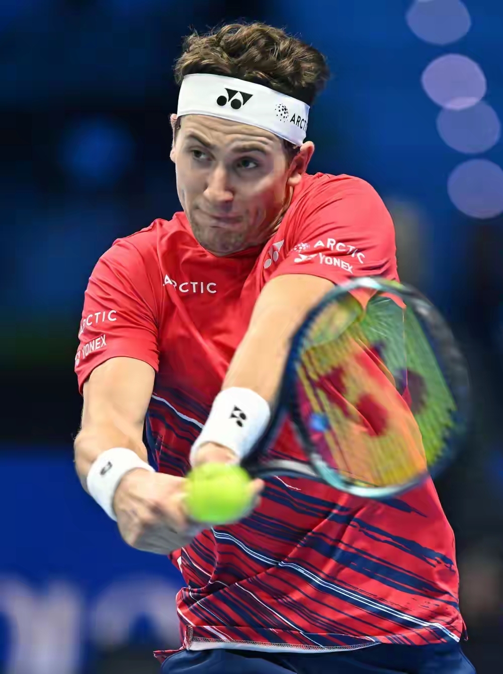 关于年终总决赛逆转ATP总决赛，兹维列夫统治全场的信息