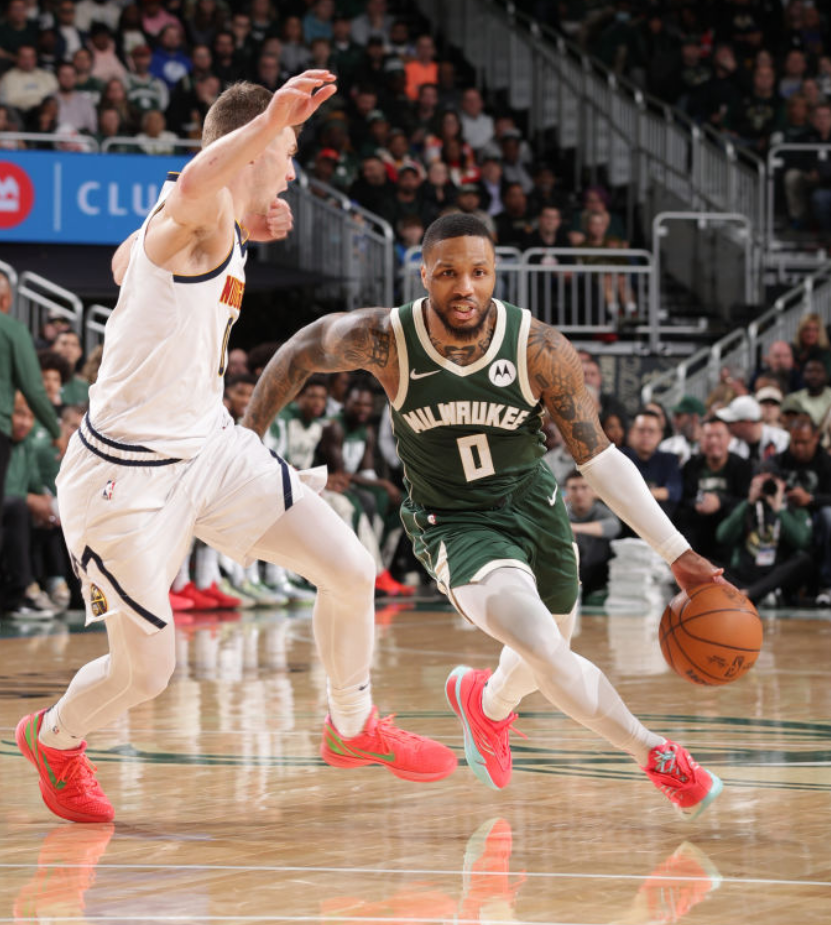 关于雄鹿横扫福建队,保罗关键制胜的信息 关于雄鹿横扫福建队,保罗关键制胜的信息