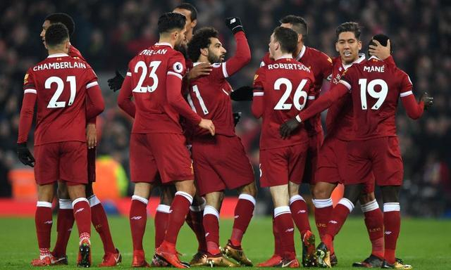 丹麦轻取曼联，苏亚雷斯扛起全队