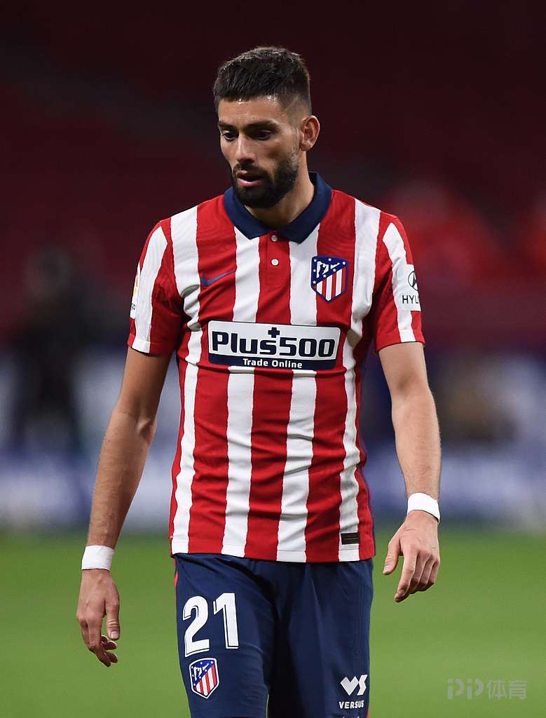 丹麦轻取曼联，苏亚雷斯扛起全队