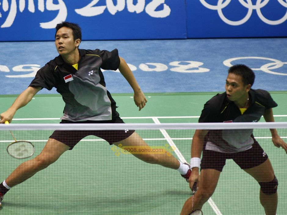 印尼队轻取马来西亚队，安赛龙点燃赛场